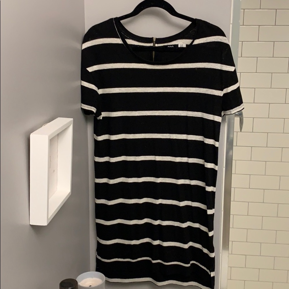T-shirt dress